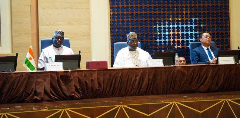 Niamey, 21 octobre 2025 – Le Centre de Conférences Mahatma Gandhi de Niamey a abrité ce matin la cérémonie d’ouverture du 7ᵉ Congrès des Experts-Comptables, placé sous le thème : « Préparer les compétences de demain dans l’espace UEMOA »